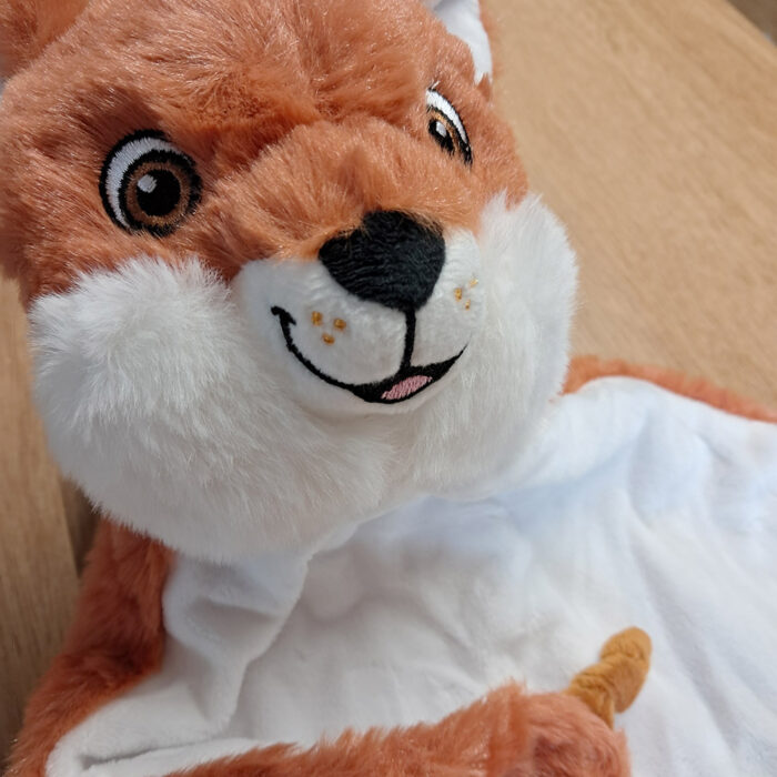 Doudou renard carré personnalisé avec le prénom de bébé